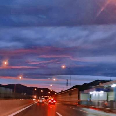 京港澳高速公路湖北境内实施交通管制，部分路段禁止通行